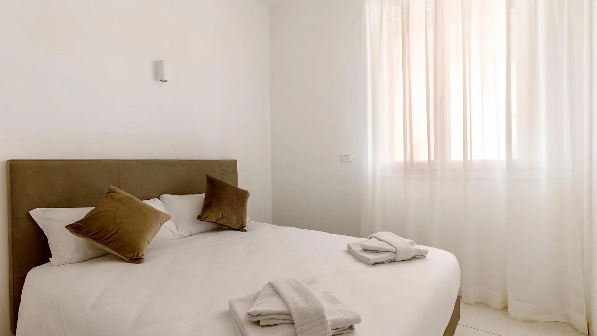 Le Dodici Porte - De Maria 5 By Bologna District Apartment