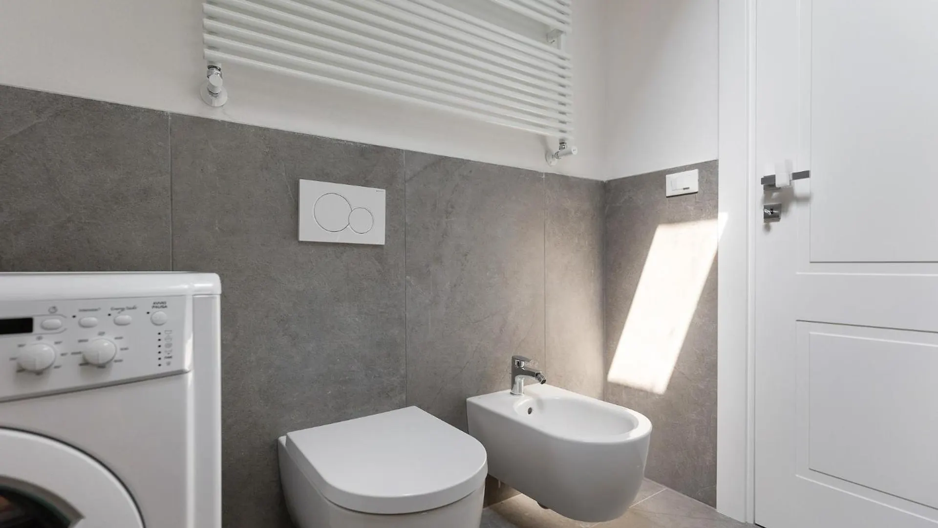 Apartment Le Dodici Porte - De Maria 5 By Bologna District Italy