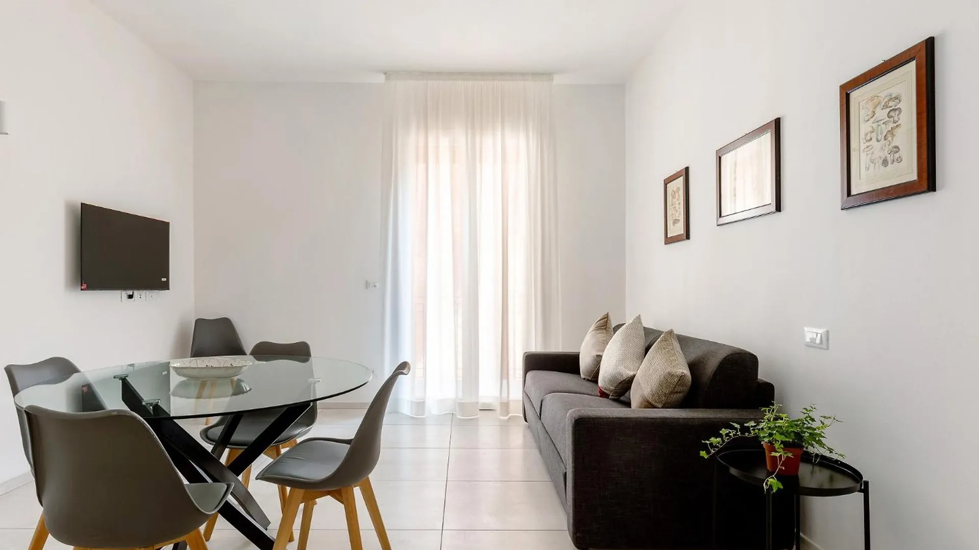 Le Dodici Porte - De Maria 5 By Bologna District Apartment