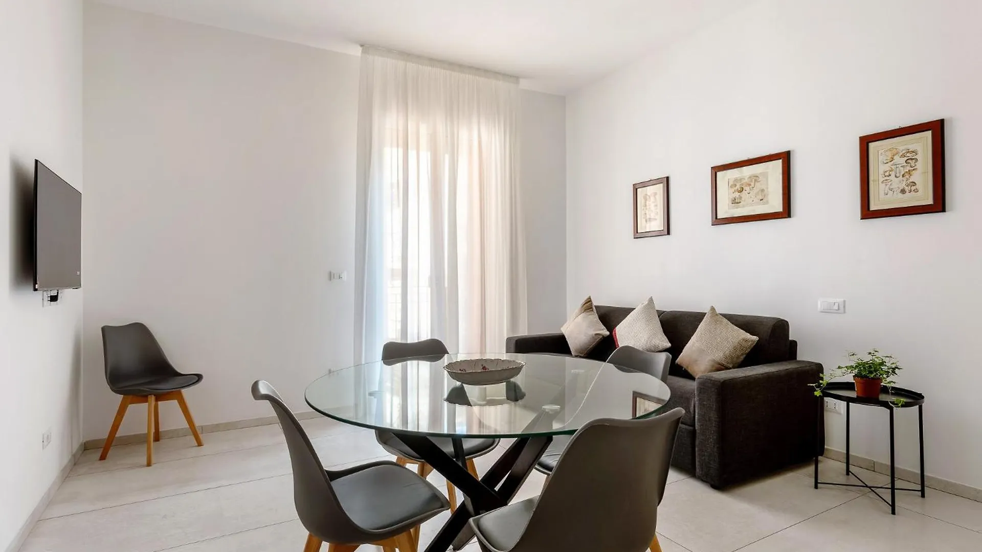 Le Dodici Porte - De Maria 5 By Bologna District Apartment